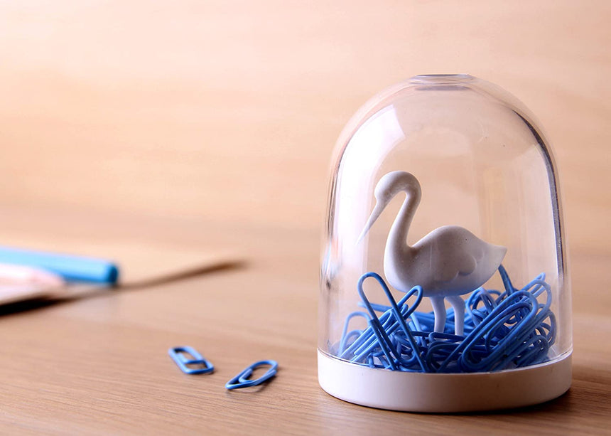 Swan in the pond - paper clips holder